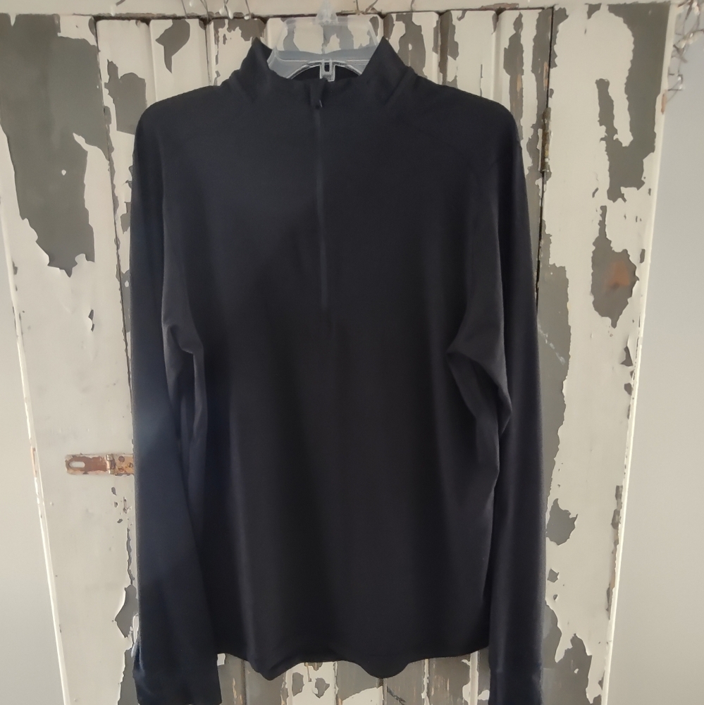 BLACK ZIP NECK MEDIUM OLD NAVY ACTIVE WITH 4-WAY STRETCH